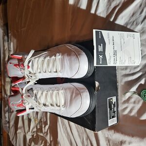 Jordan 5 fire red size 11.5 mens